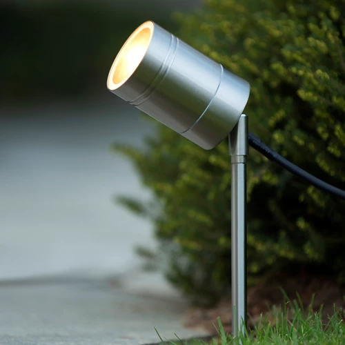 Lucide ARNE-LED - Spot de jardin - Ø 6,3 cm - LED - GU10 - 1x5W 2700K - IP44 - Chrome Dépoli - ambiance 1